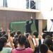 TMP音楽監督の沼尻竜典さんが三鷹市立第七小で訪問授業を行いました。